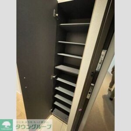 アルティザ氷川台の物件内観写真